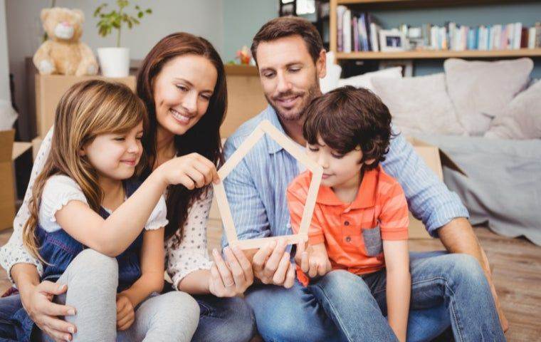 Happy family with silverfish control in Tallahassee